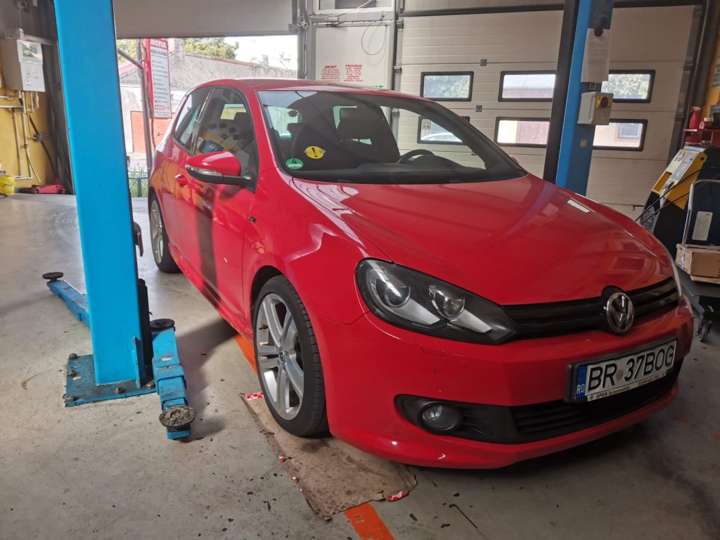 101Service - Revizie ulei și filtre motor